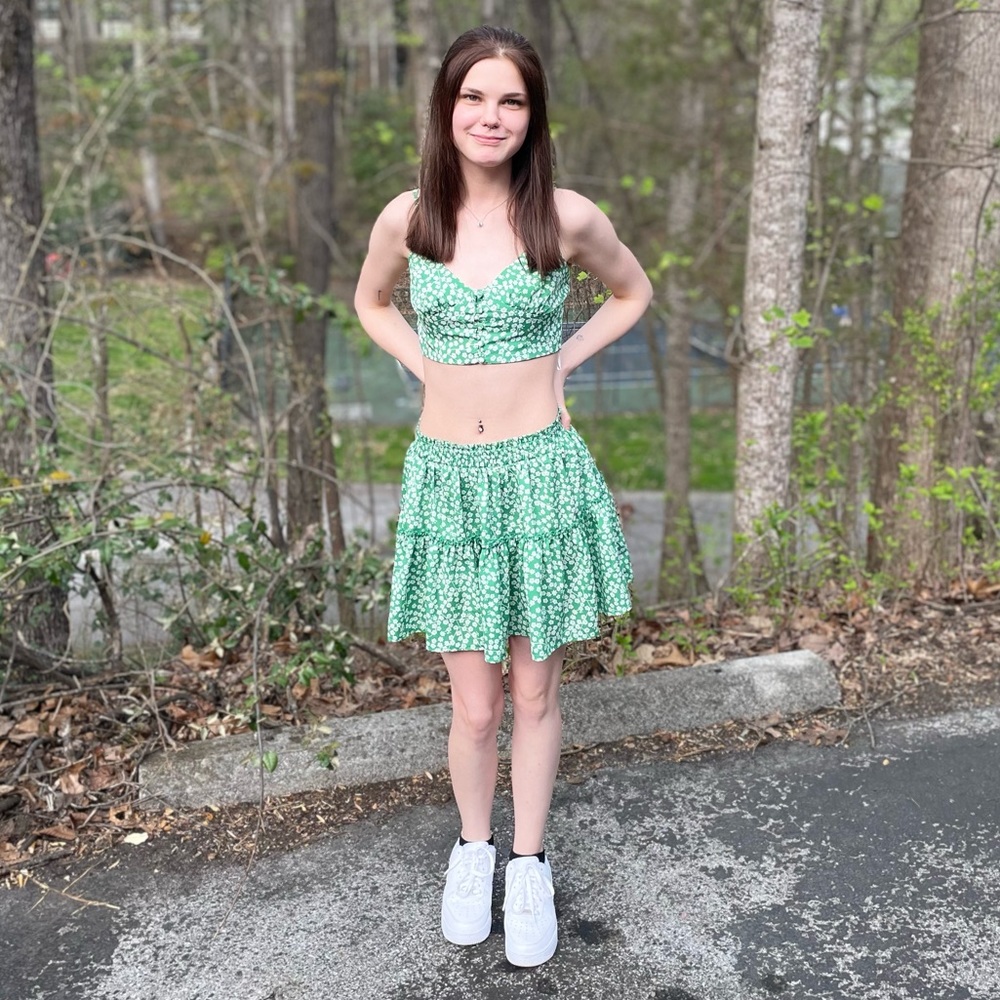 Princess Polly green set